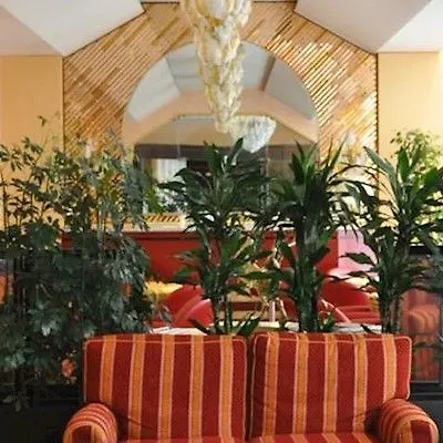 Hotel Lloyd Milan 4*,  Italy