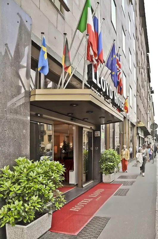 Hotel Lloyd Milan 4*,