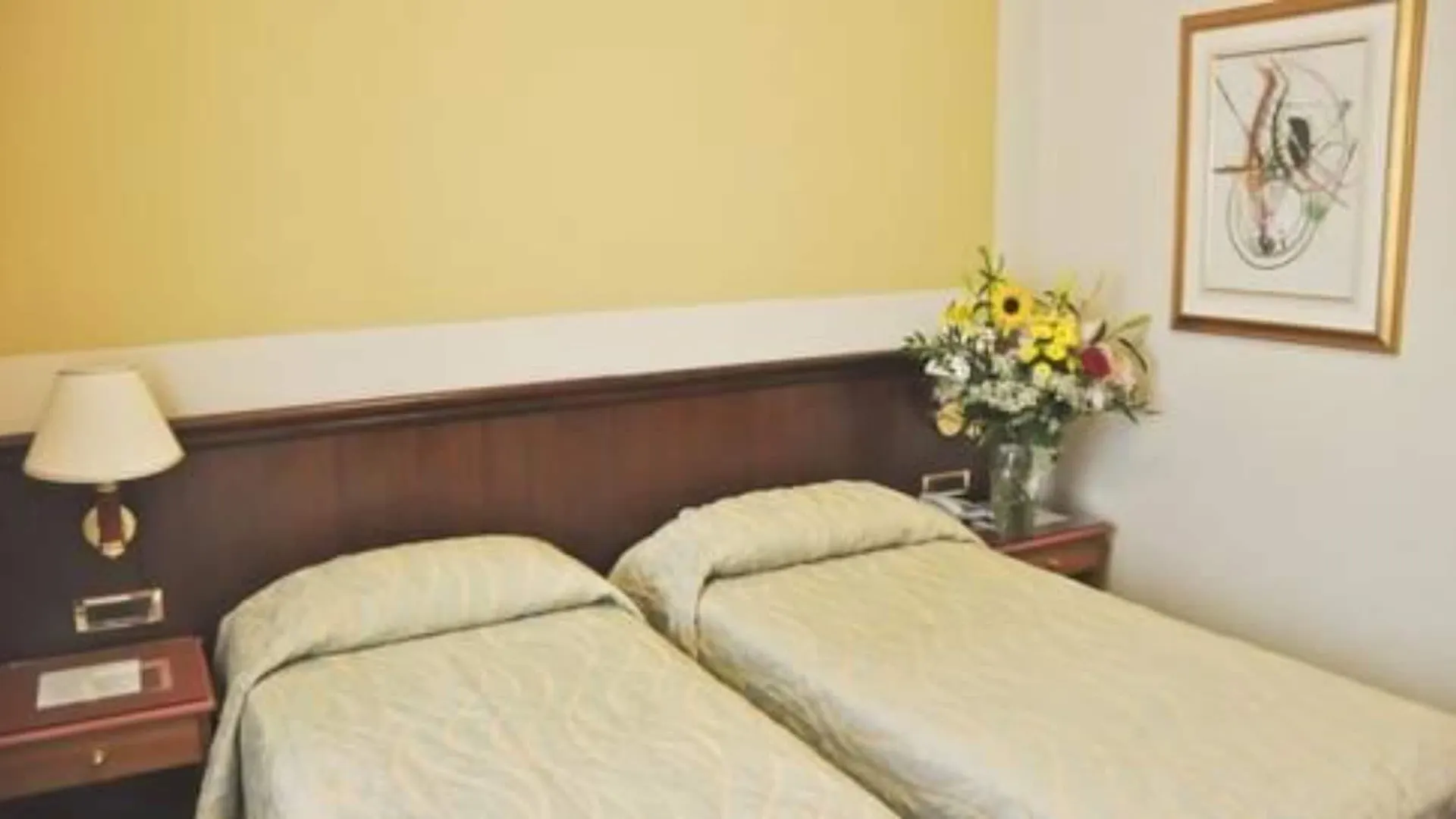 Hotel Lloyd ميلان