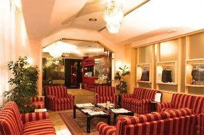 ****  Hotel Lloyd Milán Italia